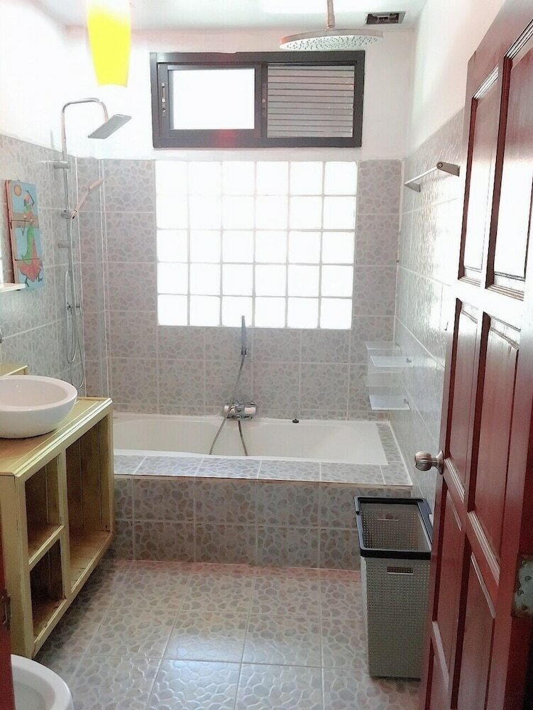 Hotel Reggae Garden Villas & Restaurant