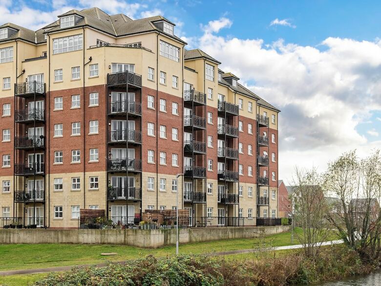 Apartamentos Luxury 2 Bed Riverside