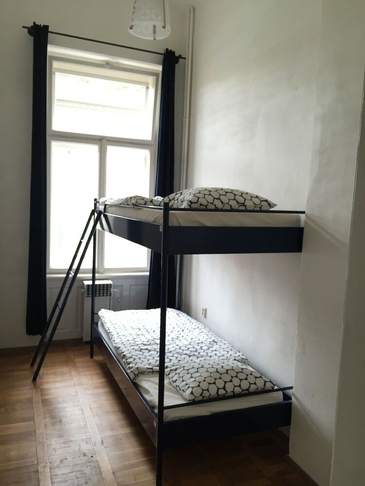 Hostal Cosmopole Hostel