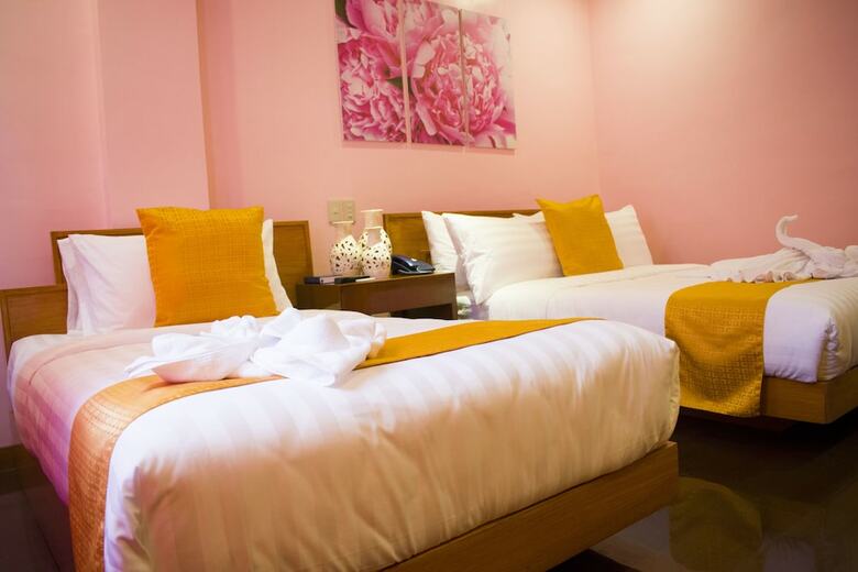 Royal Mansion Hotel
