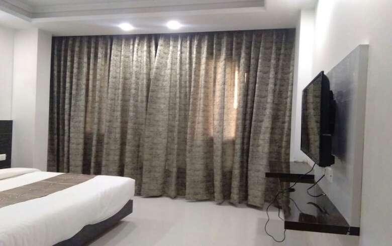 Hotel Sopan Heights