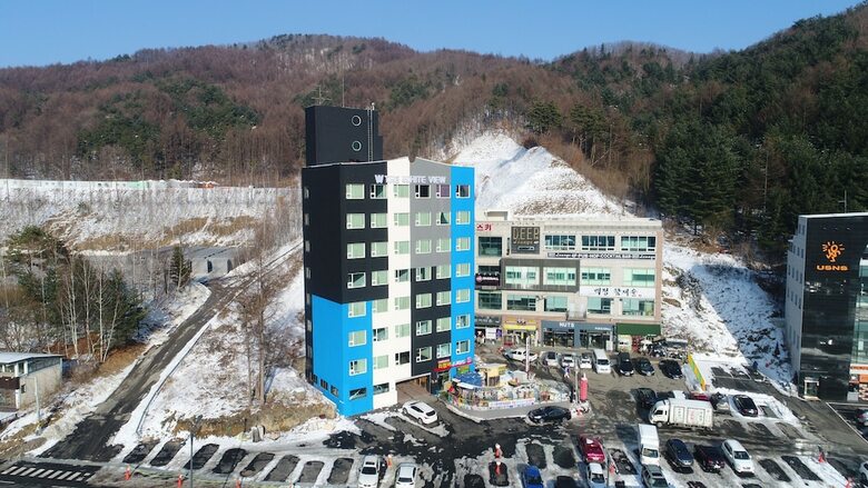 Hotel White View