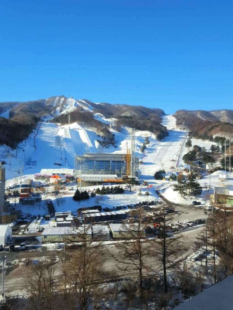 Hotel White View