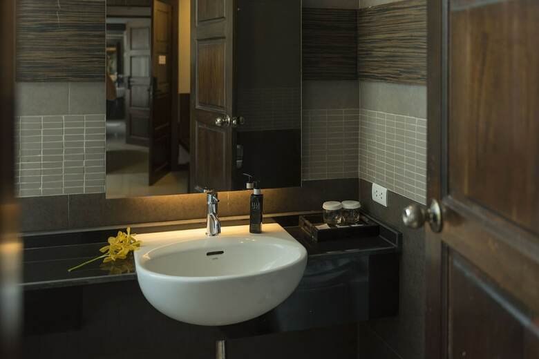 Nora Chaweng Hotel