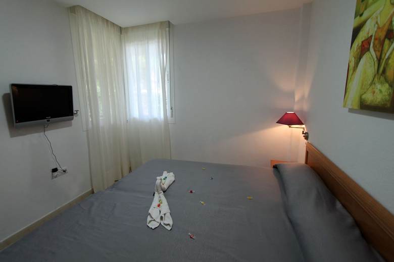 Apartamentos Ca�os Costa