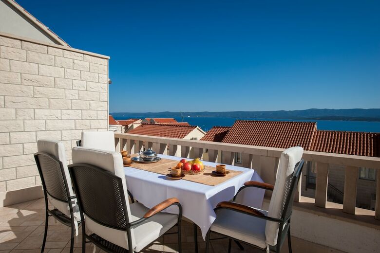 Ratac Apartments