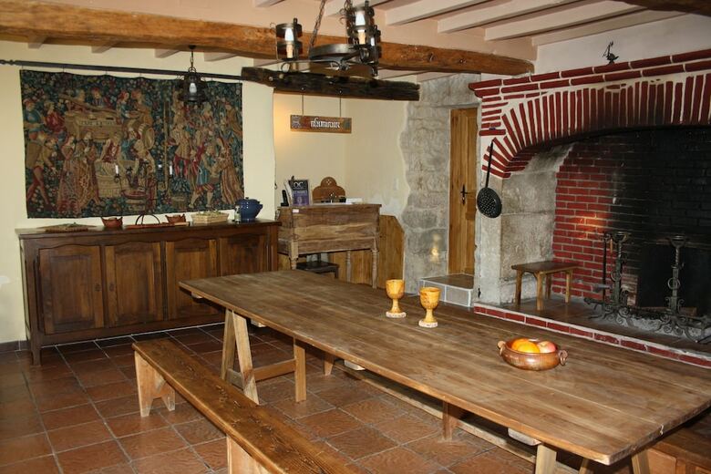Bed & Breakfast L'auberge M�di�vale - Maison D'h�tes