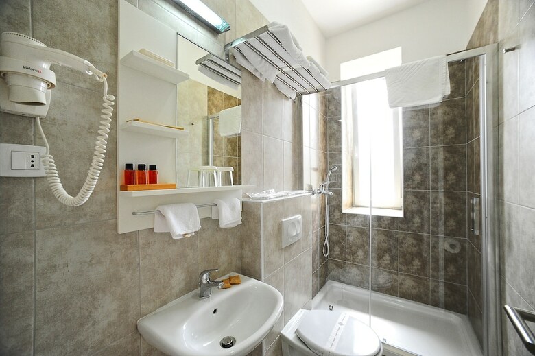 Hotel Valenti Rooms