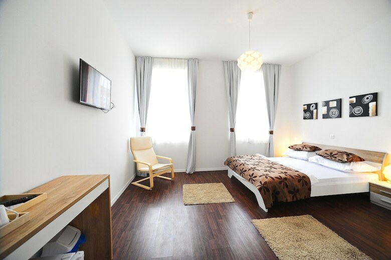 Hotel Valenti Rooms