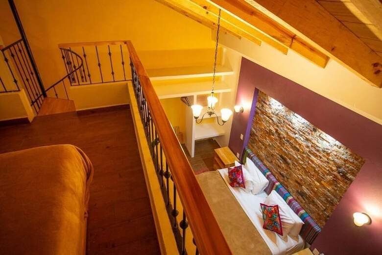 Los Altos Hotel
