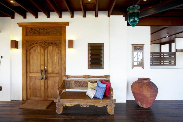 Villa Lotus House
