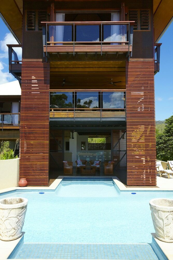 Villa Lotus House