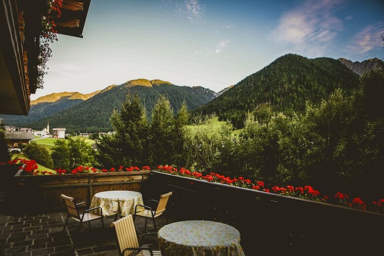 Panorama Hotel Cis