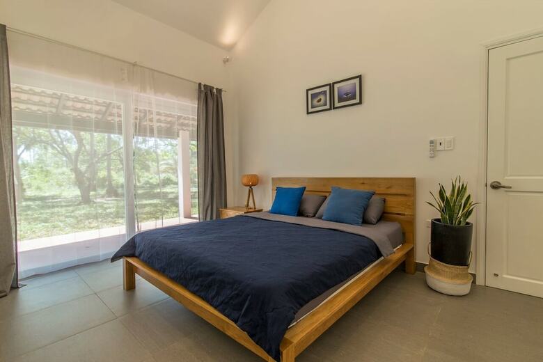 Cashew Cashew Villa