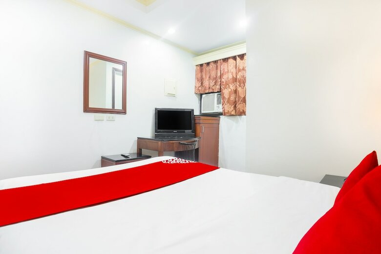 Hotel Oyo 406 Royale Parc Inn & Suites