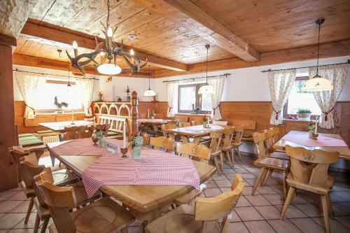 Hostal Landgast-hotel Egger St�berl (superior)
