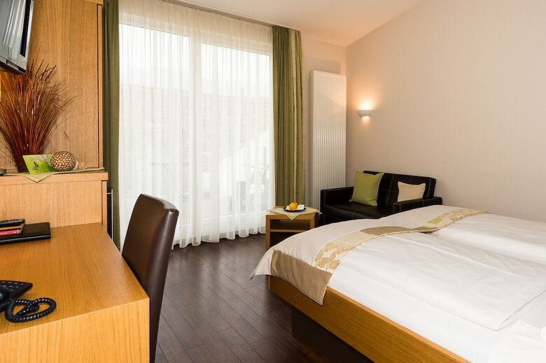 Hostal Adler Landhotel