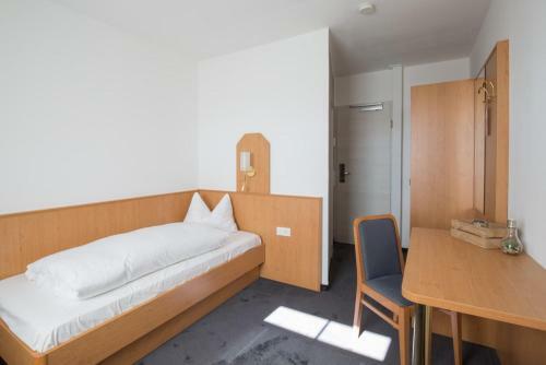 Hostal Pension Seem�we