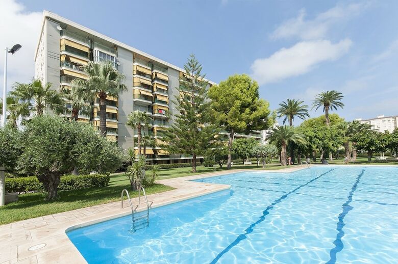 Apartamentos Parque Del Puerto