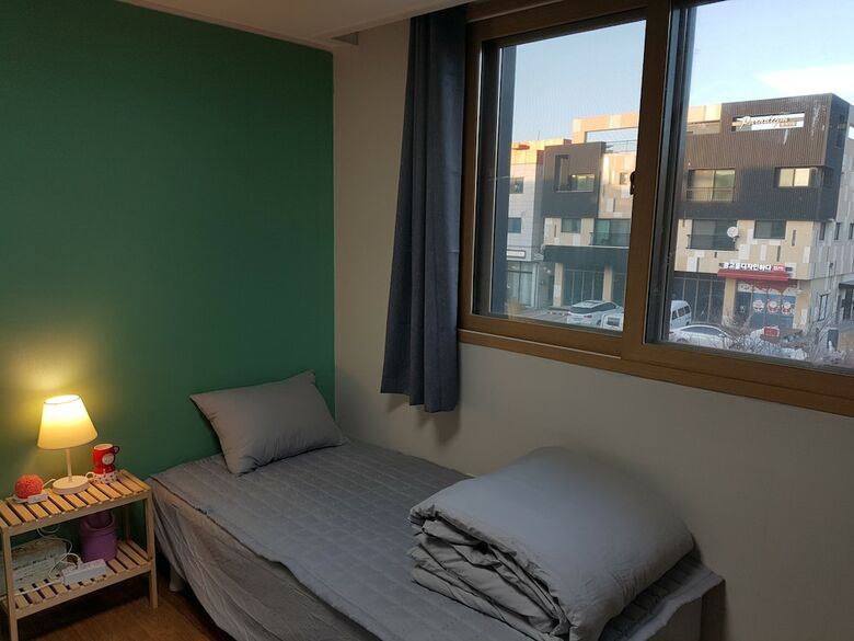 Hostal Buzz Guest House - Hostel