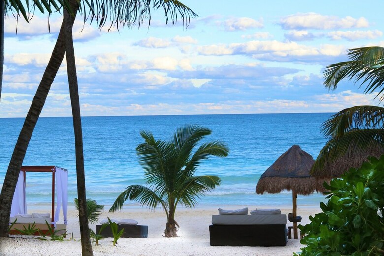 Hotel Los Amigos Beach