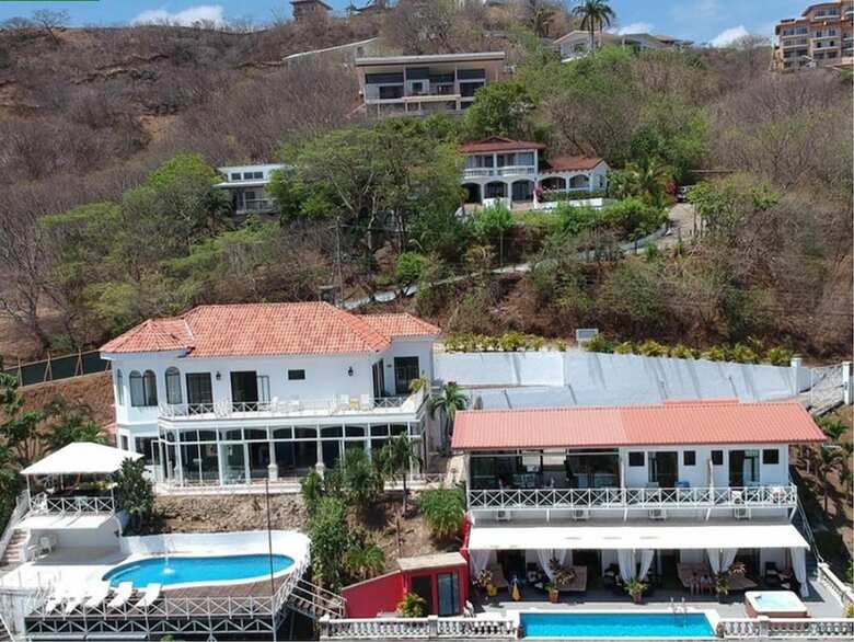 Hotel Pura Vista