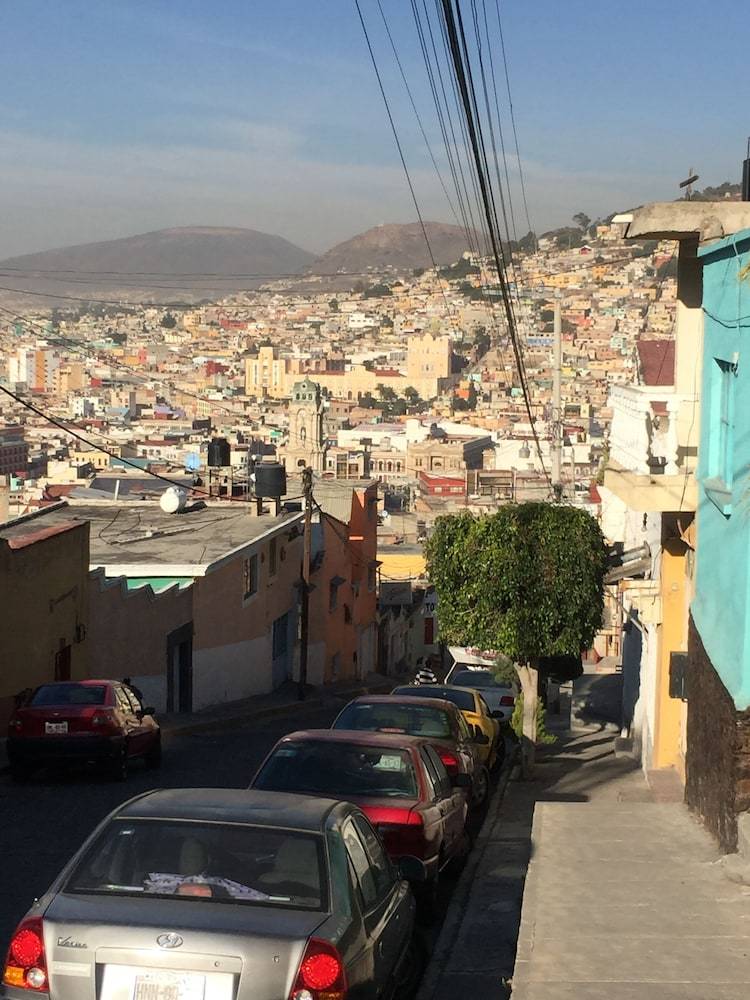 Hotel Downtown Pachuca