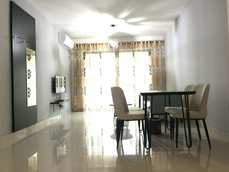 Apartamentos Nomo Residence Gz - Royal Garden