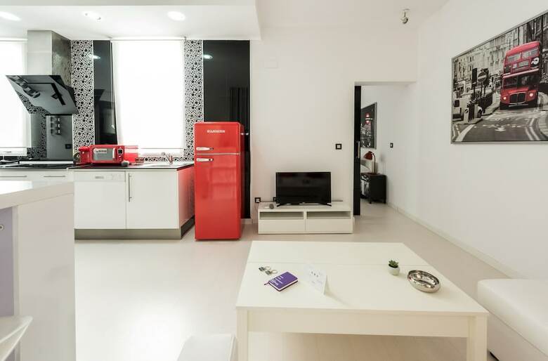 Apartamentos Plaza De La Morer�a City Center