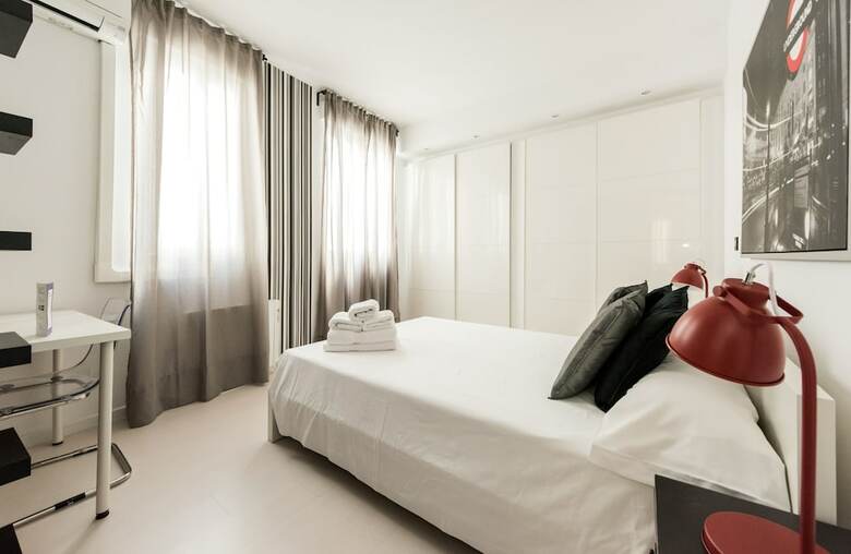 Apartamentos Plaza De La Morer�a City Center