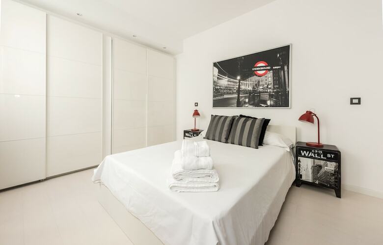 Apartamentos Plaza De La Morer�a City Center