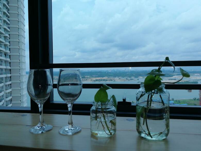 Mdm Woon's At Country Garden Danga Bay