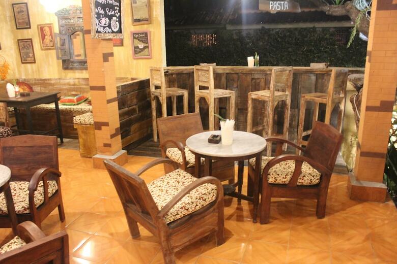 Bed & Breakfast Lovina Palace