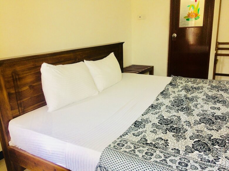 Hotel Mount River View