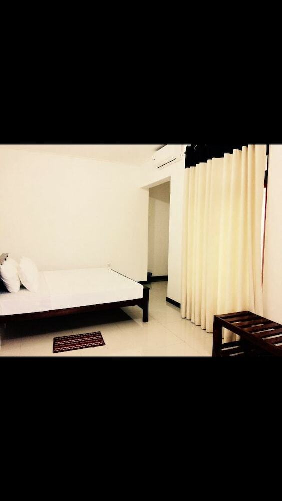 Hotel Mount River View