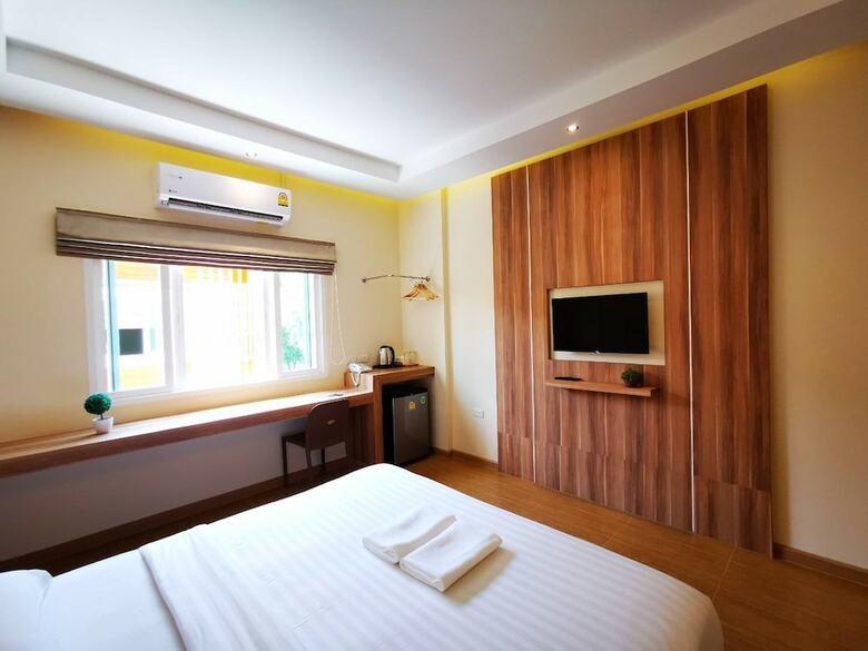 Hotel Triple Trees
