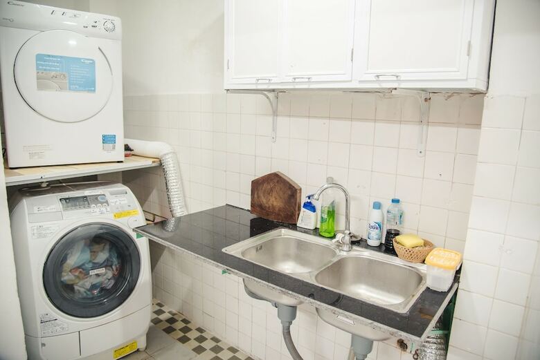 Hanah's Tiny Hanoi Homestay