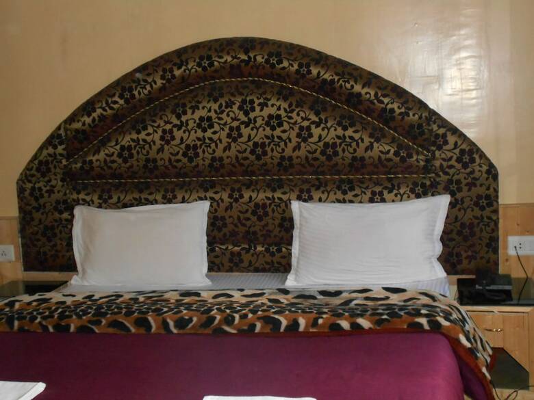 Hotel Abshar