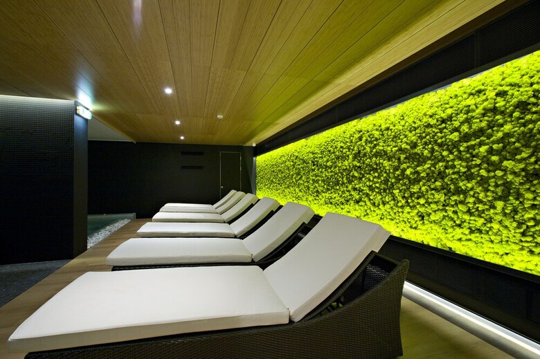 Hotel Zena Beauty & Shopping Center
