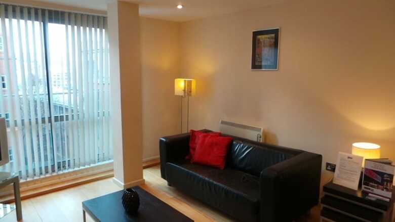 City Crash Pad - West Street Apartments