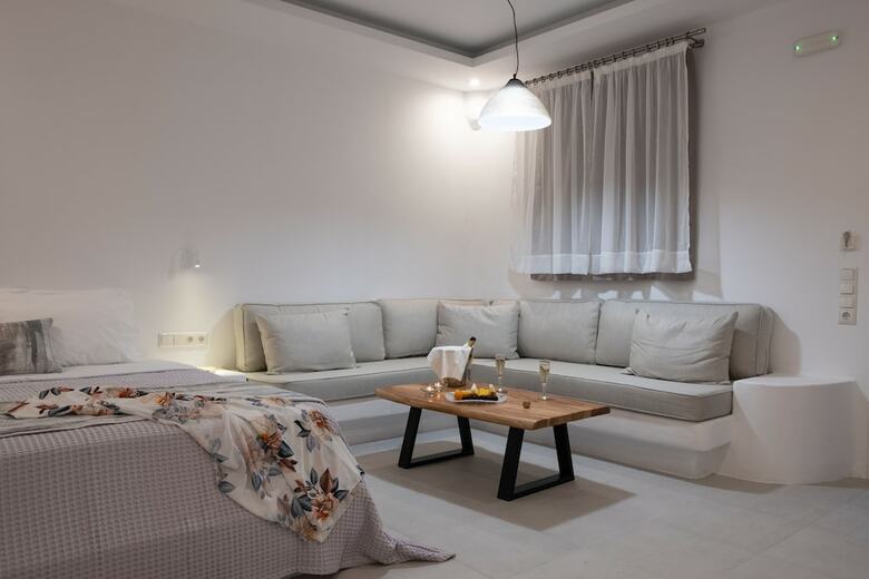 Hotel Ambience Suites