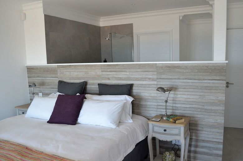 Hotel Oceans Drift Guest House - Adults Only