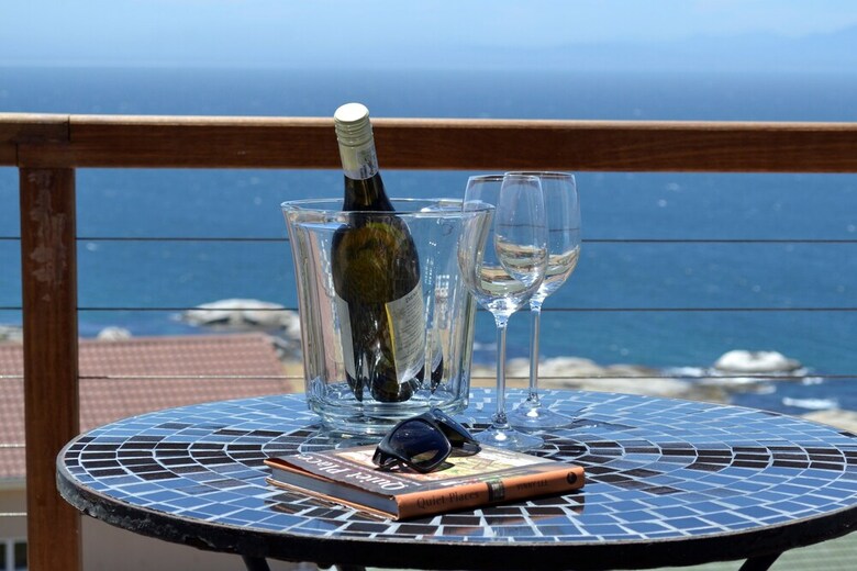 Hotel Oceans Drift Guest House - Adults Only