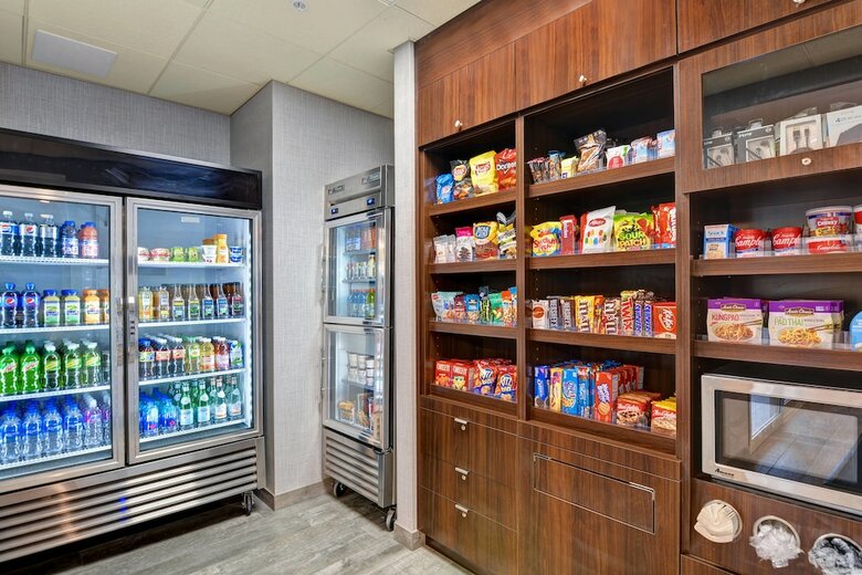 Hotel Courtyard By Marriott Long Island Islip/courthouse Complex