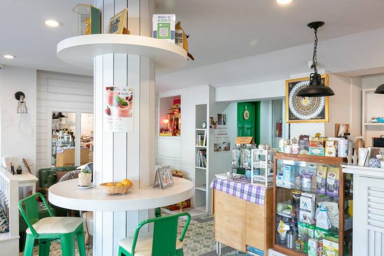 Hostal Ratana Boutique Hostel