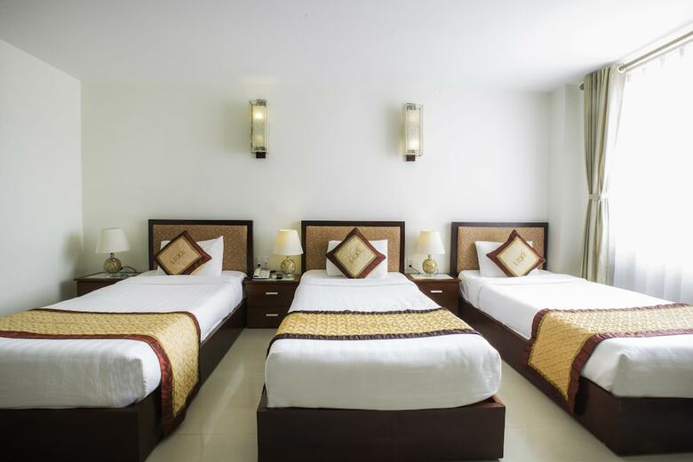 Luxe Hotel