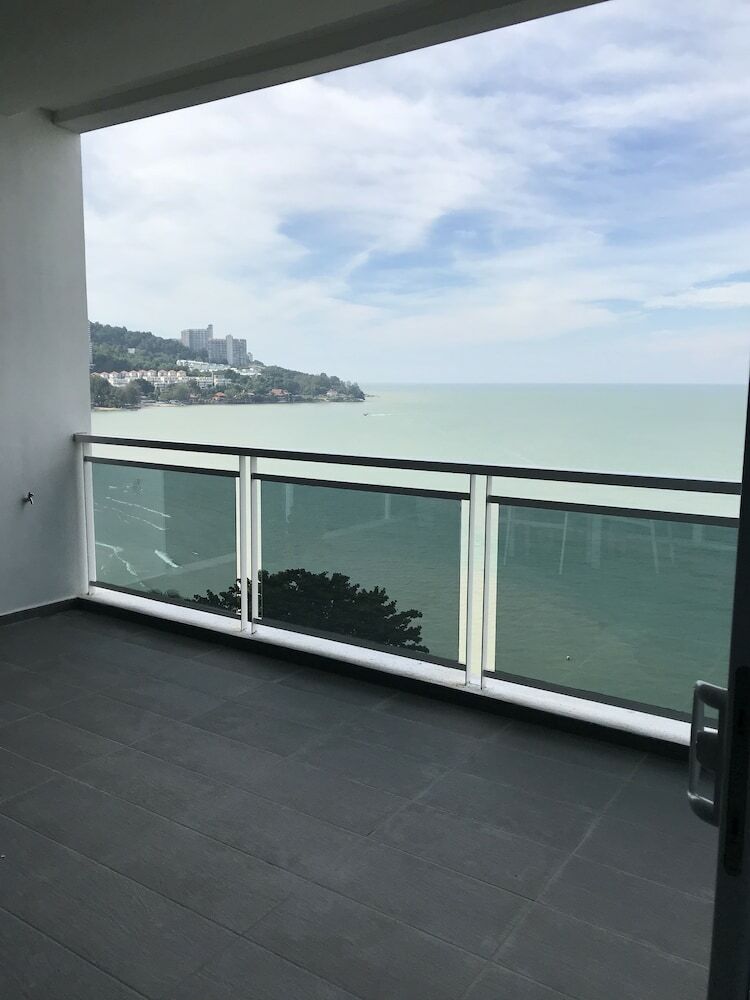 Brand New By The Beach - Tanjung Bungah