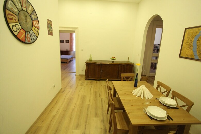 Dfive Apartments - Sissy