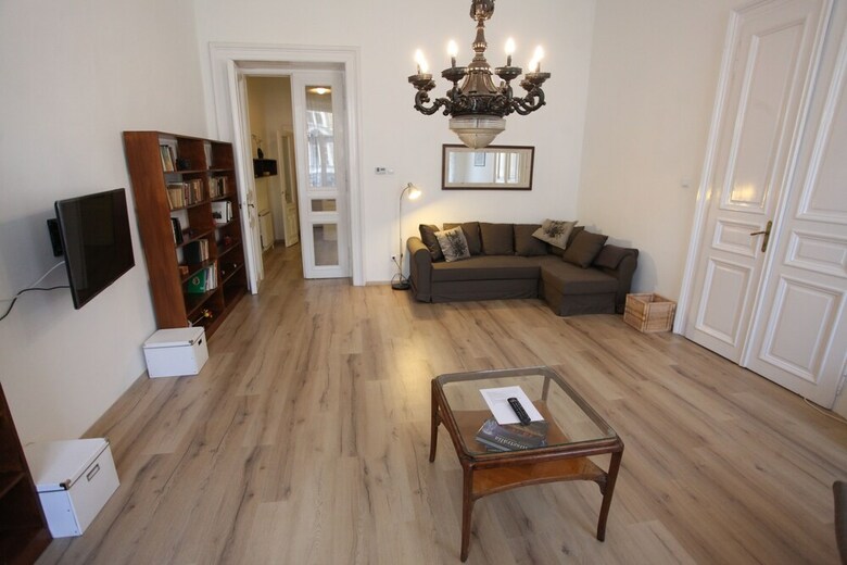 Dfive Apartments - Sissy