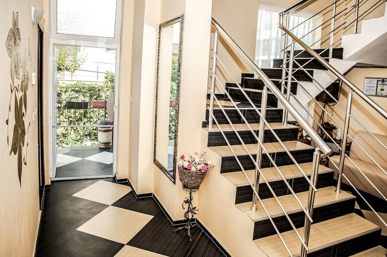 Ivano Hotel